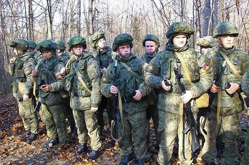 Управление отсутствием сотрудника в связи с военными учениями